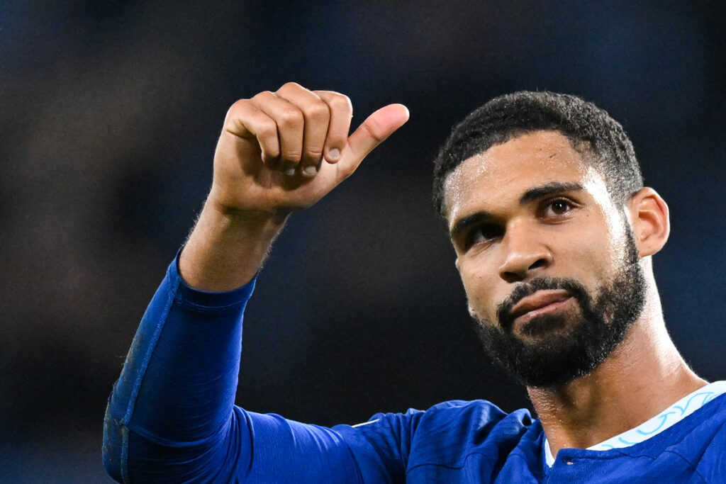 Milan are concretely interested in Ruben Loftus-Cheek, who has been on their radar for a while. They have opened talks with Chelsea to explore the terms.