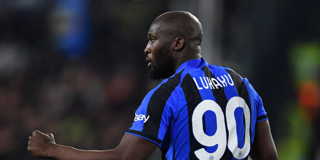 Romelu Lukaku wants to continue playing for Inter after the end of his current loan spell and is willing to do what it takes to make it happen.