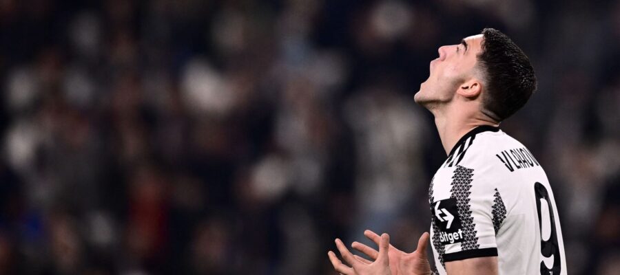 Juventus are open to partying ways with Dusan Vlahovic, but there has been no rich bid for him yet. The Bianconeri aren’t shopping him around.