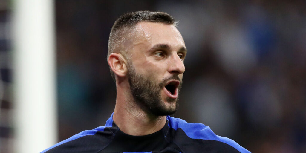 Al-Nassr are pursuing Marcelo Brozovic and has lodged an offer to lure him. Inter would replace him with Davide Frattesi.