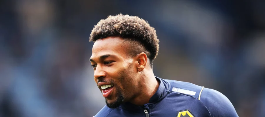 Milan have put Adama Traoré on hold as they insist on signing Samuel Chukwueze from Villarreal, and Roma could take advantage of the situation.