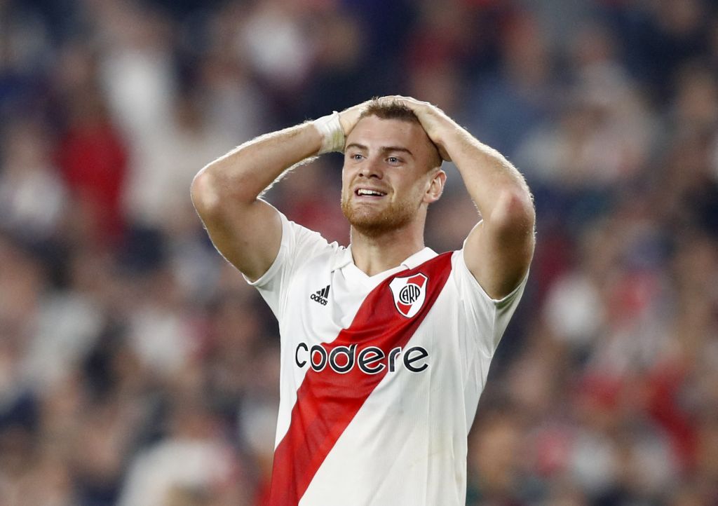 In a shocking set of events, Roma have reportedly taken over Fiorentina in the race to sign Beltran. The Giallorossi could use Dybala to strike the deal.