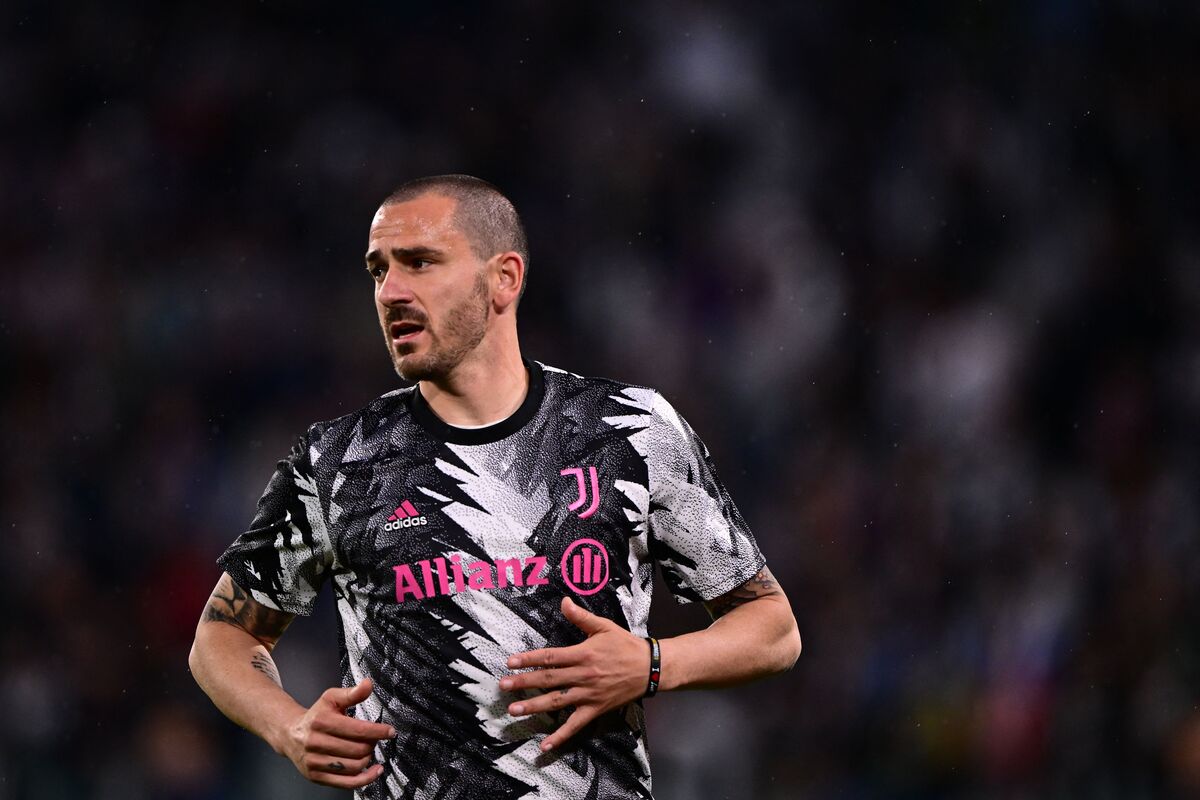 Leonardo Bonucci has been shown the door by Juventus, but, as he previously stated, he’s determined to win back the coach and the management.