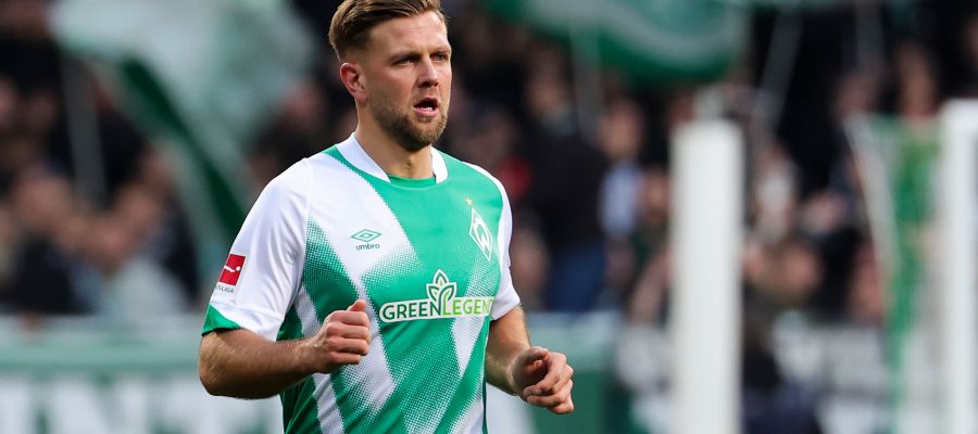 Germany international Niclas Fullkrug has neither ruled out staying at Werder Bremen for another season, nor strengthened his exit links at the club.