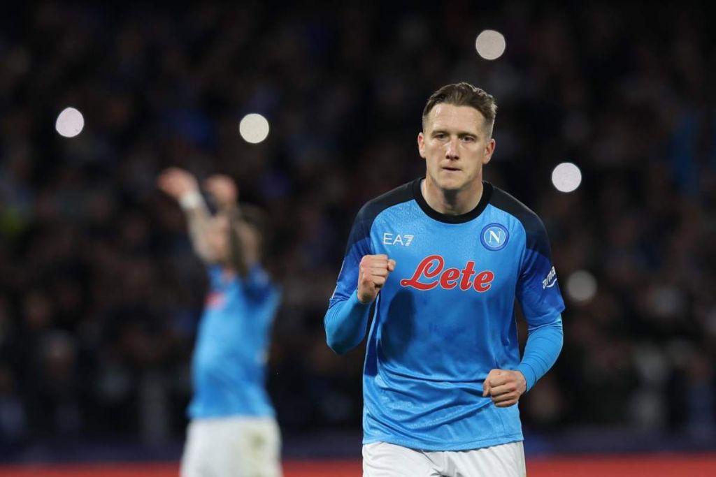 Juventus have started thinking about going after Zielinski for a potential Bosman addiction considering the June 30 expiration date.