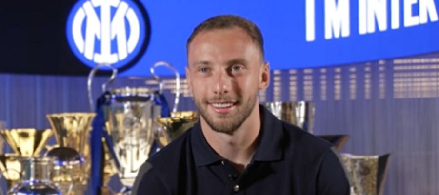 Inter officialized both the departure of Union Berlin-bound Robin Gosens and the acquisition of Carlos Augusto from Monza Tuesday night.