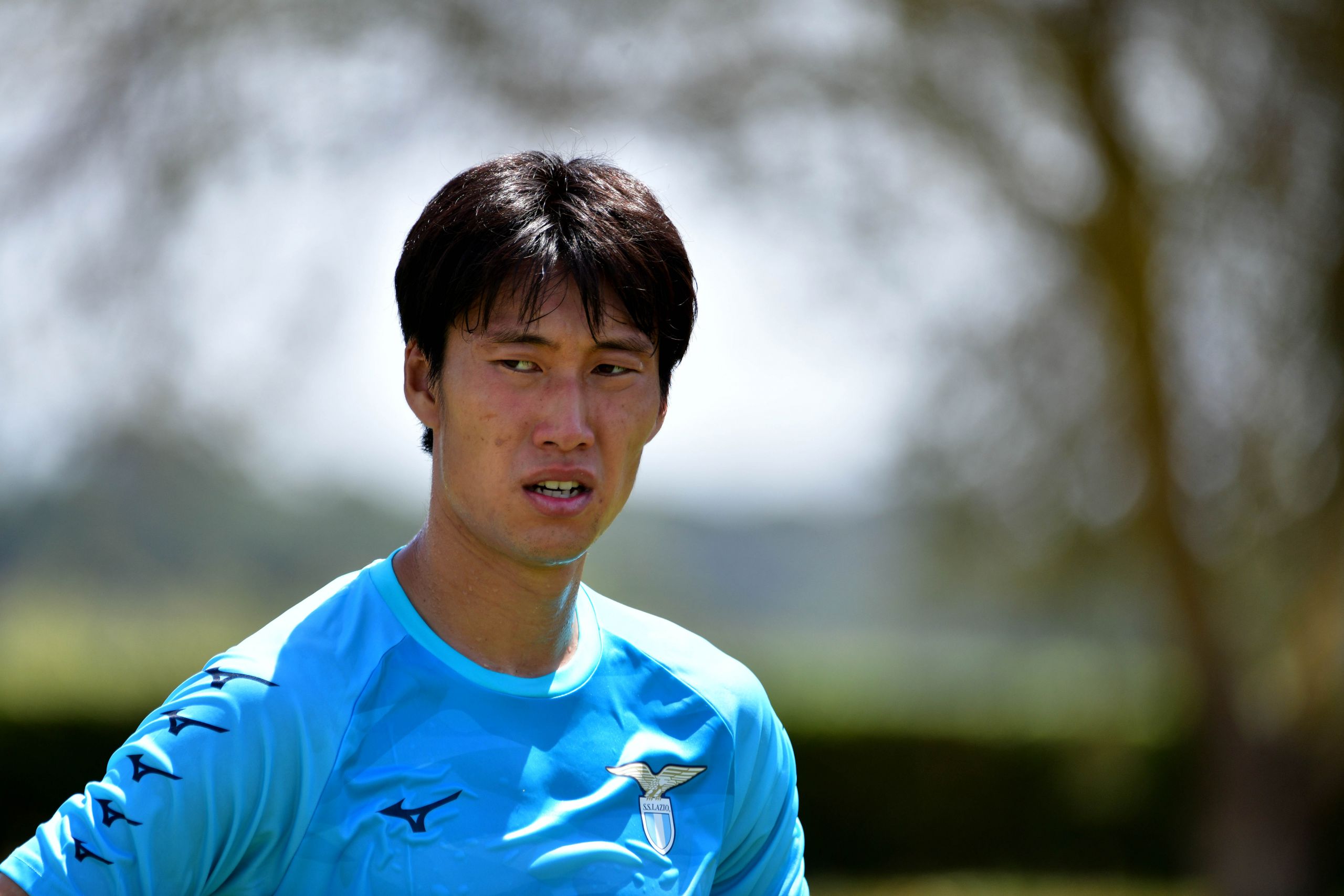 Lazio are satisfied with the early performances of Daichi Kamada and are already thinking about handing him a new contract.