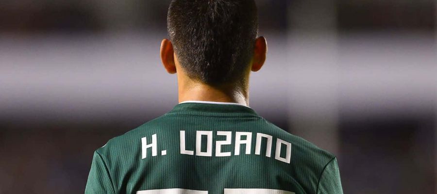 Napoli have announced the acquisition of Jesper Lindstrom, while the departure of Hirving Lozano hasn’t been finalized yet.