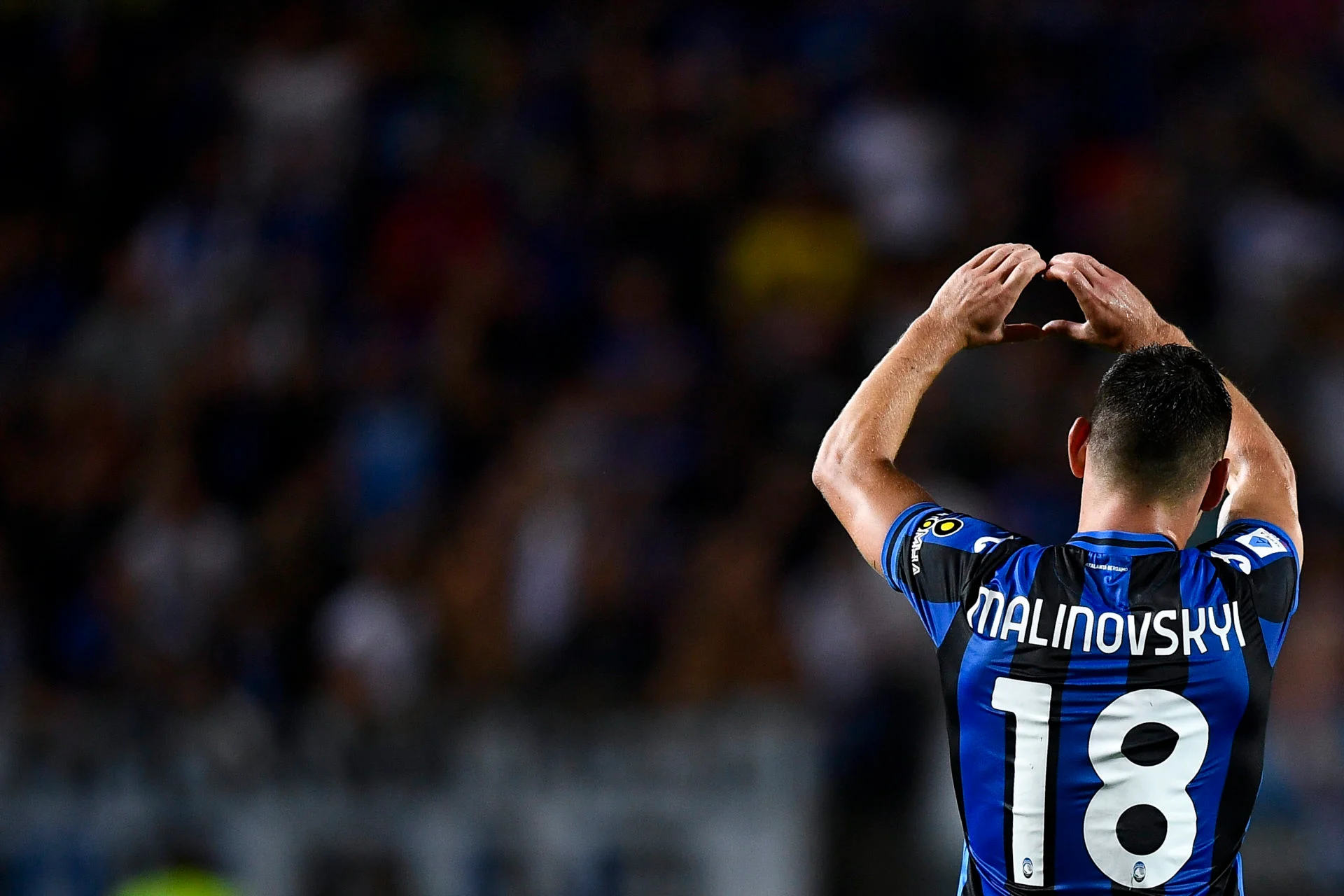 Ex-Atalanta winger Malinovskyi has agreed to join Genoa on a loan deal with the option to make it a permanent move for €10M, avoiding Monza and Bologna.