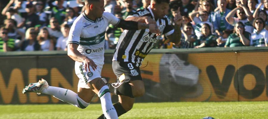 Roma are struggling to make Santos cave for Marcos Leonardo despite the wish of the player and the help of his agent Rafaela Pimenta.