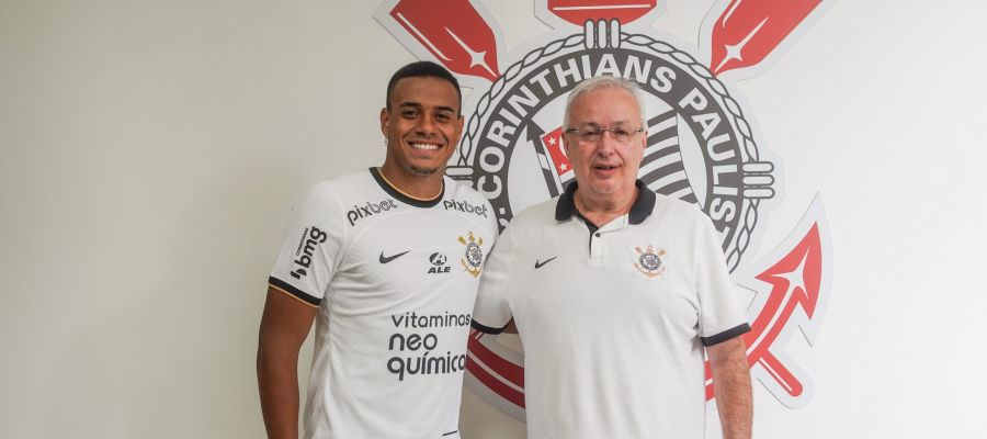 Fiorentina chased after Murillo throughout the summer, but Nottingham Forest are in the lead to acquire him from Corinthians.