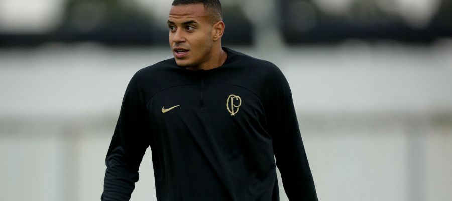 Fiorentina, in a bid to replace Igor, have initiated contacts for 21-year-old Murllo, but no matter what, Corinthians do not intend to budge an inch.