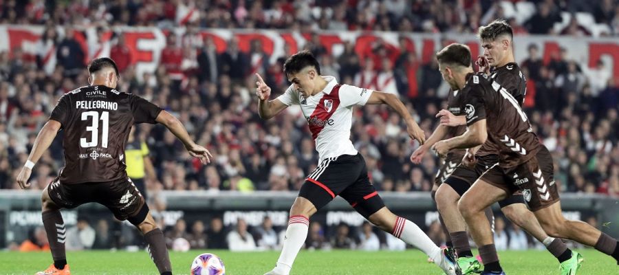 Milan have sealed the deal to acquire defender Marco Pellegrino from Atletico Platense. The youngster will touch down in Italy Monday night.