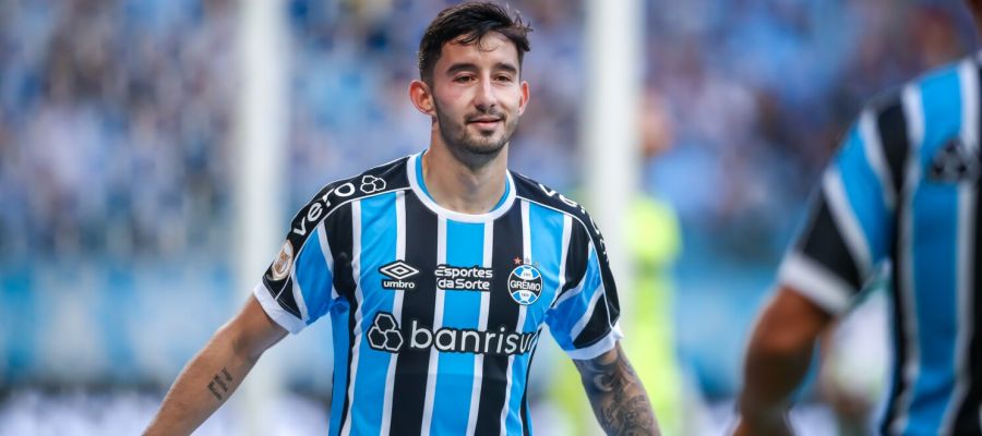 Fiorentina have not stunted their efforts by shortlisting just one player to boost their defense, as Gremio midfielder Villasanti is also on their radar.