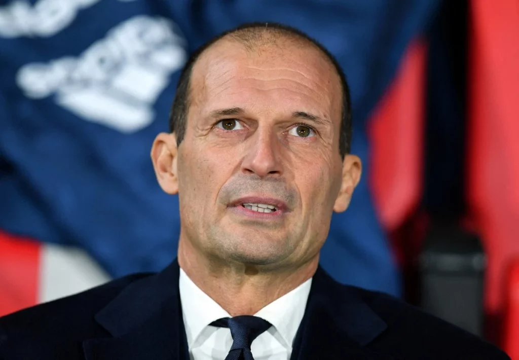 Juventus haven’t won in a month and coach Massimiliano Allegri is looking new tactical solutions in order to get out of their rut.