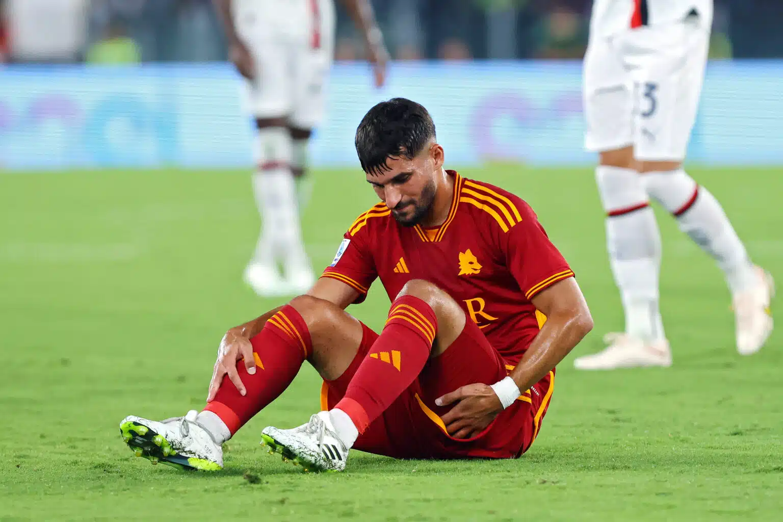 Houssem Aouar and Nicola Zalewski exited Friday’s loss to Milan due to muscular injuries, but they could be present once Serie A resumes in two weeks.