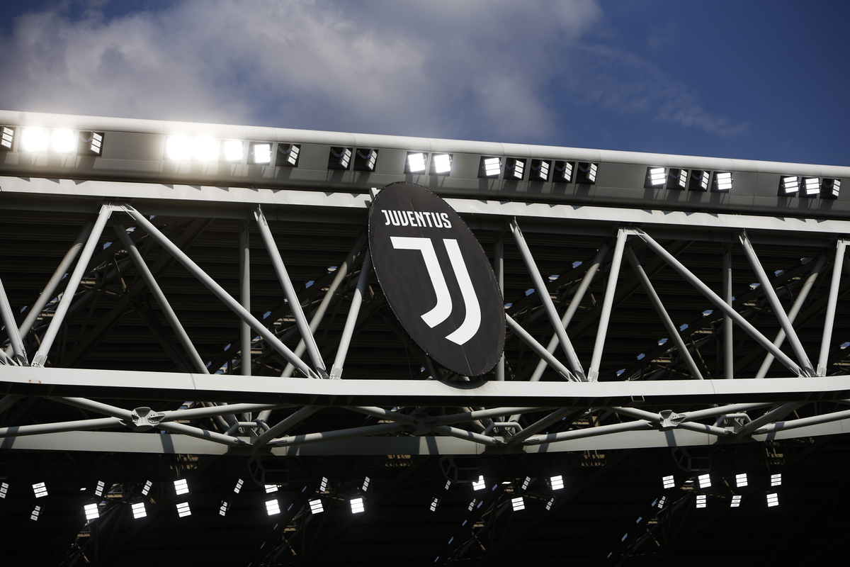 Juventus are expected to close the 2022/2023 balance sheet session massively in the red, although their financial situation has improved considerably.