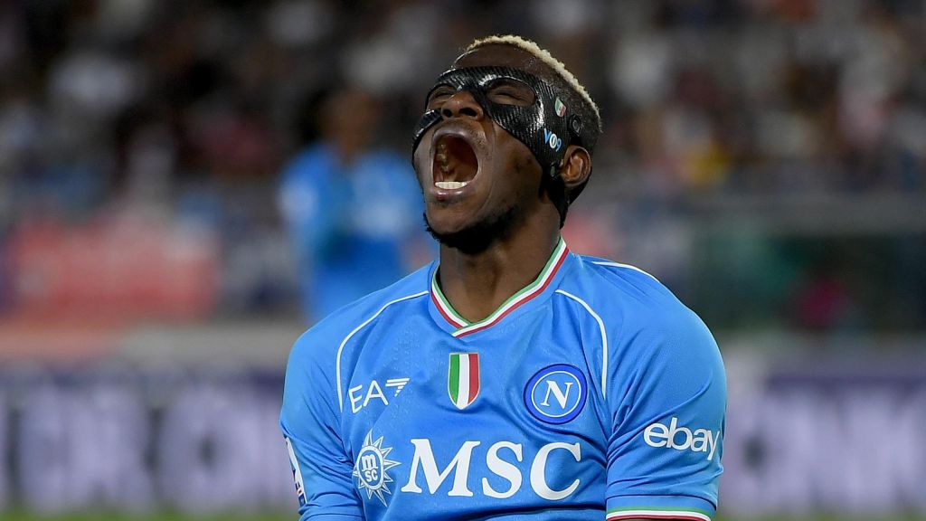 Napoli and Juventus will be without two of their top players for the upcoming games. Victor Osimhen and Danilo have been diagnosed with thigh strains.