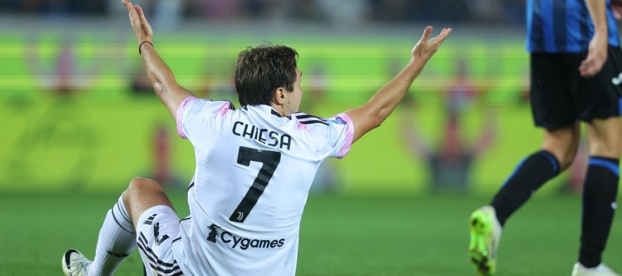 Juventus have put Federico Chiesa on sale amid challenging extension talks, but the players isn’t necessarily chomping at the bit to depart.