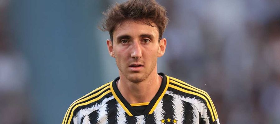 Andrea Cambiaso decided the Verona contest with a tap-in for his first Juventus goal. His agent Giovanni Dia said the Bianconeri pipped Inter at the post.