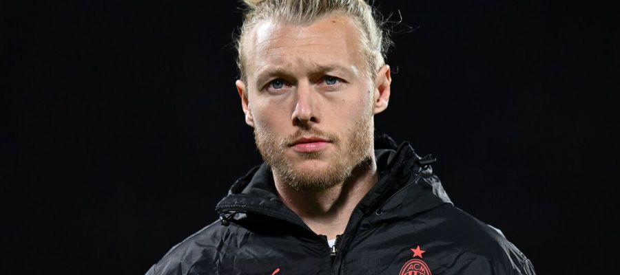 Simon Kjaer has only three more months on his contract with Milan, and the management appears to have made up his mind about moving on from him.