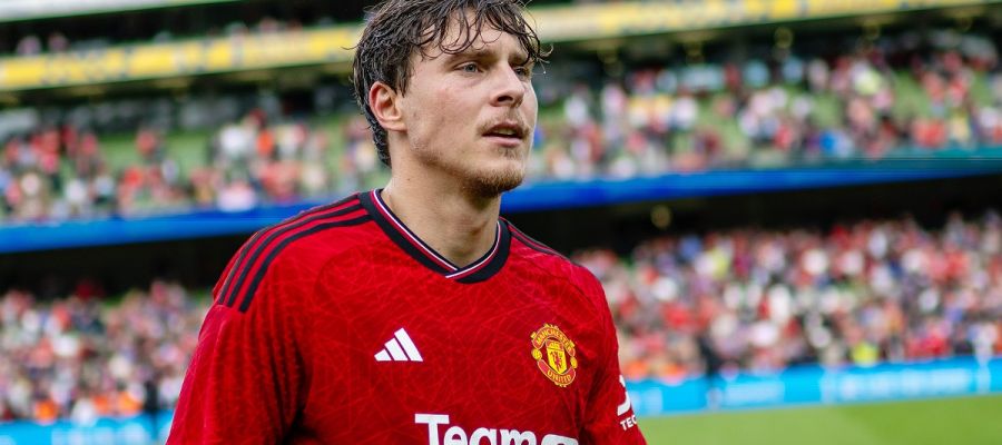 Juventus have reportedly laid eyes on Victor Lindelof ahead of a possible free agent acquisition since his contract with Manchester United is expiring.