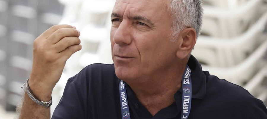 Napoli director Mauro Meluso stated that Napoli wouldn’t sell any of their top players in January, which has occasionally been rumored about Victor Osimhen.