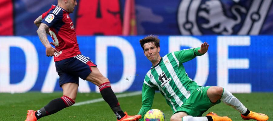 Milan didn’t address their left-back position after Ballo-Touré left, but they might do it in the future, and Juan Miranda is one of their top targets.