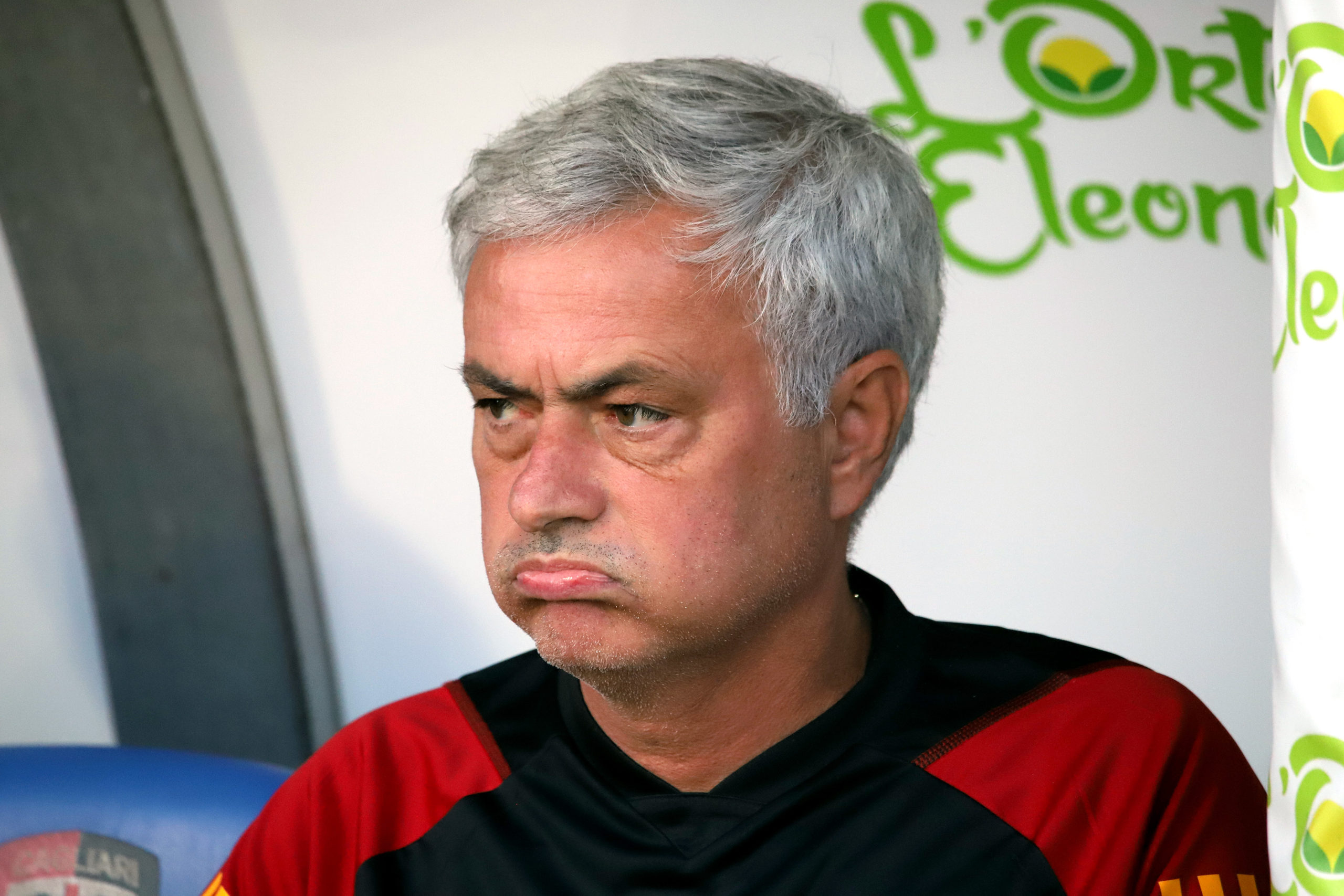 Roma slumped to a 2-0 defeat at the hands of Slavia Praha at the Fortuna Arena in Preague, and Jose Mourinho was nothing less than furious after the game.