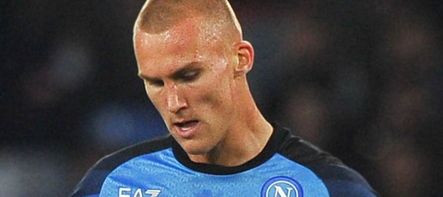 Østigård didn’t enjoy the best of starts to his Napoli career last season, as Min-jae overshadowed more than most with his fantastic performances.