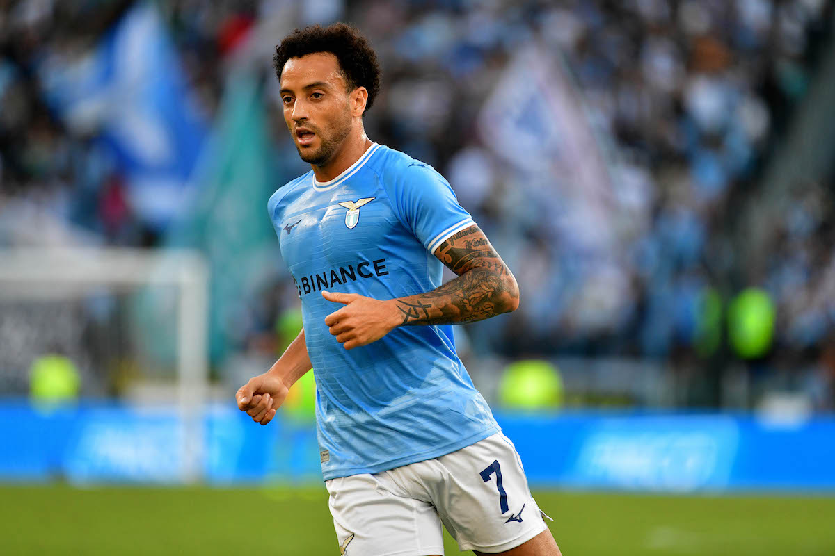 As president Claudio Lotito stated a few times, Lazio don’t want to lose Felipe Anderson gratis, as his contract expires on July 30th, 2024.