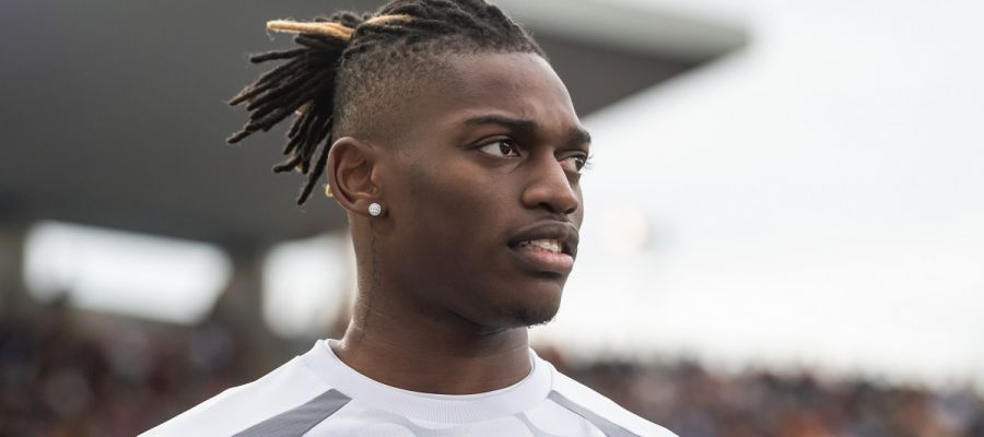 Al-Hilal continue to court Rafael Leao, but it appears that nothing will come out of it, as the forward prefers staying at Milan.