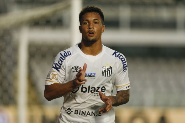 Roma are about to see Marcos Leonardo, whom they chased until the last moment in the summer, join another team, as Benfica are very close to acquiring him.