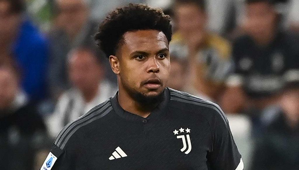 Weston McKennie is tipped to stay put at Juventus after one foot out the door for the second summer in a row. He was frozen out early.