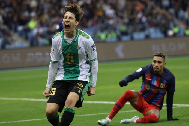 José Miguel Lopez Catalan has admitted that Juan Miranda will probably head elsewhere, as Milan are making strides to sign him in a Bosman move.