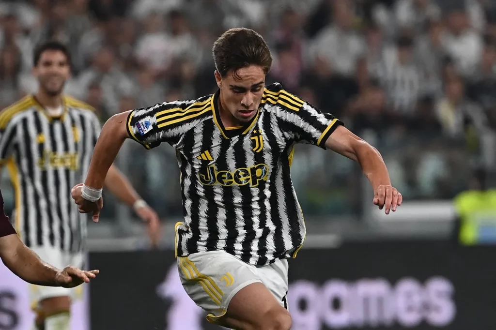 Kenan Yildiz is starting to get his feet wet in Serie A as Juventus just formally promoted to the first team. He explained why he joined in an interview.