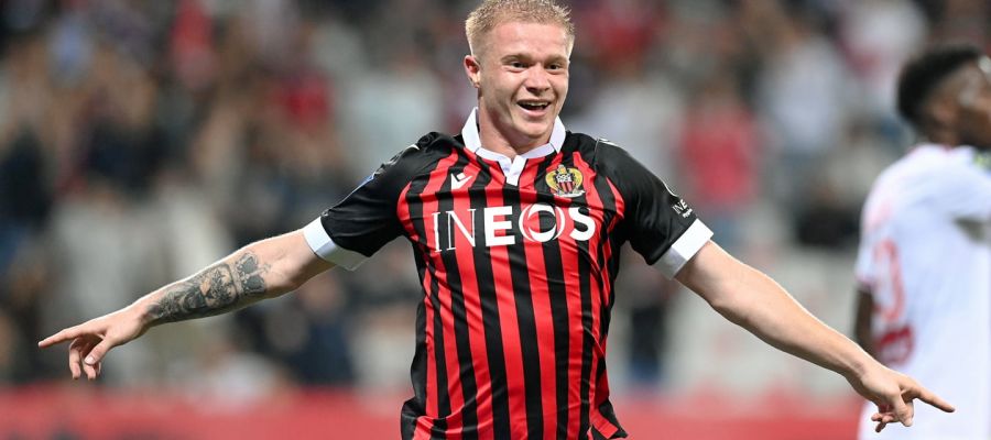 Napoli have lost both left-backs, Olivera and Rui, in rapid succession and have inquired about Melvin Bard to plug the hole in January.
