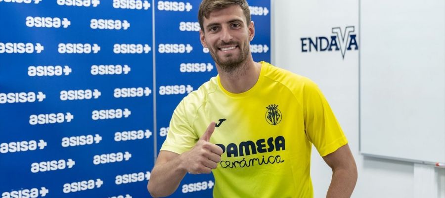 Milan could turn to a defender they already own to plug their holes: Matteo Gabbia, who’s currently on loan at Villarreal.
