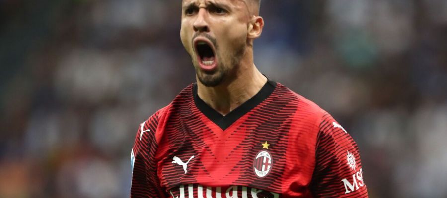 Milan have put Rade Krunic on the market considering his demotion and a challenging negotiation to extend his contract. Fenerbahce are keen.