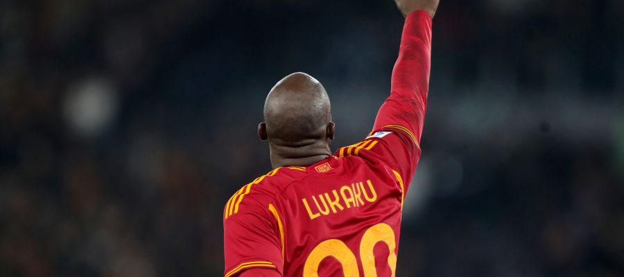 The arrival and confirmation of Daniele De Rossi on the Roma bench is going to affect the team's transfer market strategy.