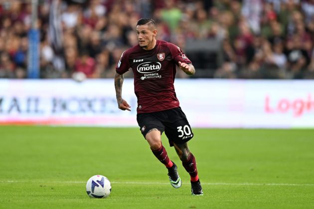 Napoli are in the market for a new fullback, and they have started to revisit two familiar names, Pasquale Mazzocchi and Marco Davide Faraoni.