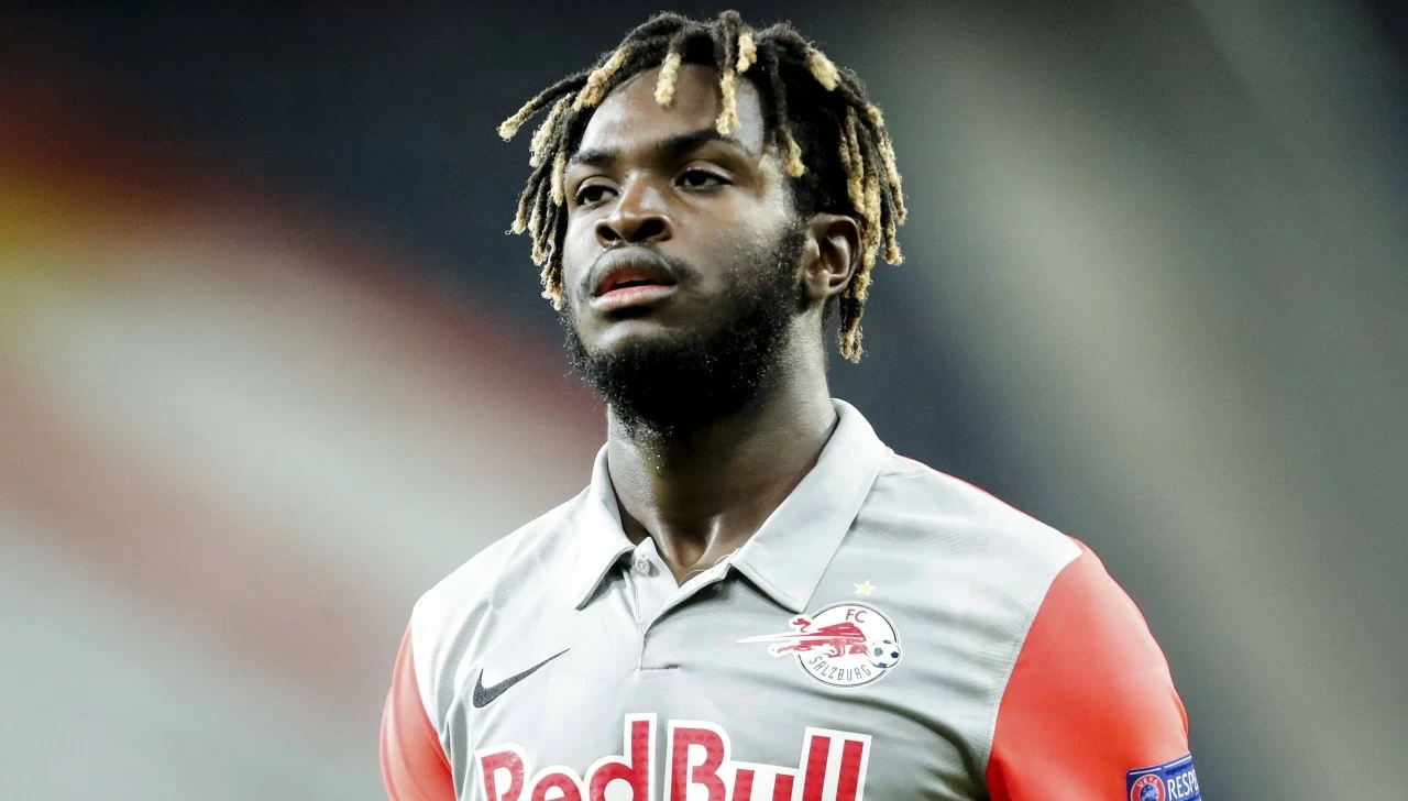 Napoli are on the prowl for a new defender and have been offered Oumar Solet, but the negotiation to onboard him isn’t as advanced as some outlets suggest.