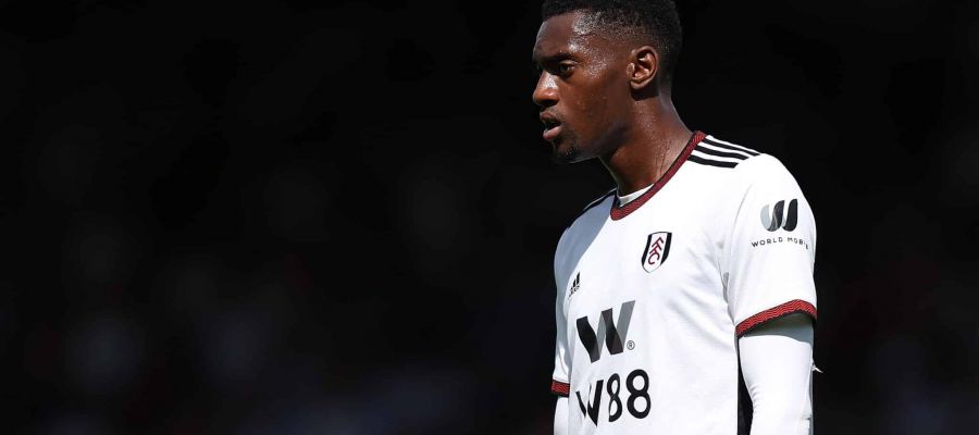Milan have added a new name to the shortlist to shore up their defense, Fulham’s Tosin Adarabioyo. They opened talks with his camp.