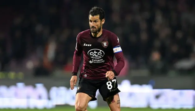 Lazio are looking for January reinforcements and are trying to bring back Antonio Candreva and have laid eyes on Jonathan Ikoné.