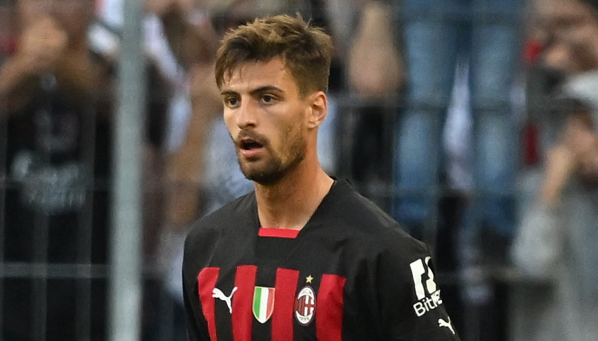As widely expected, Milan are about to complete the first deal to replenish their defense, recalling Matteo Gabbia early from a loan spell at Villarreal.