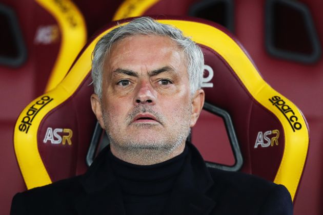 José Mourinho stated a few times that he’s willing to wait for Roma to make the call about his expiring contract. He’ll have to do it a while longer.