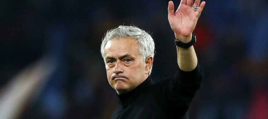 Super agent Jorge Mendes has weighed on Roma firing José Mourinho and offered hints about his future in an interview: "I was suprised."