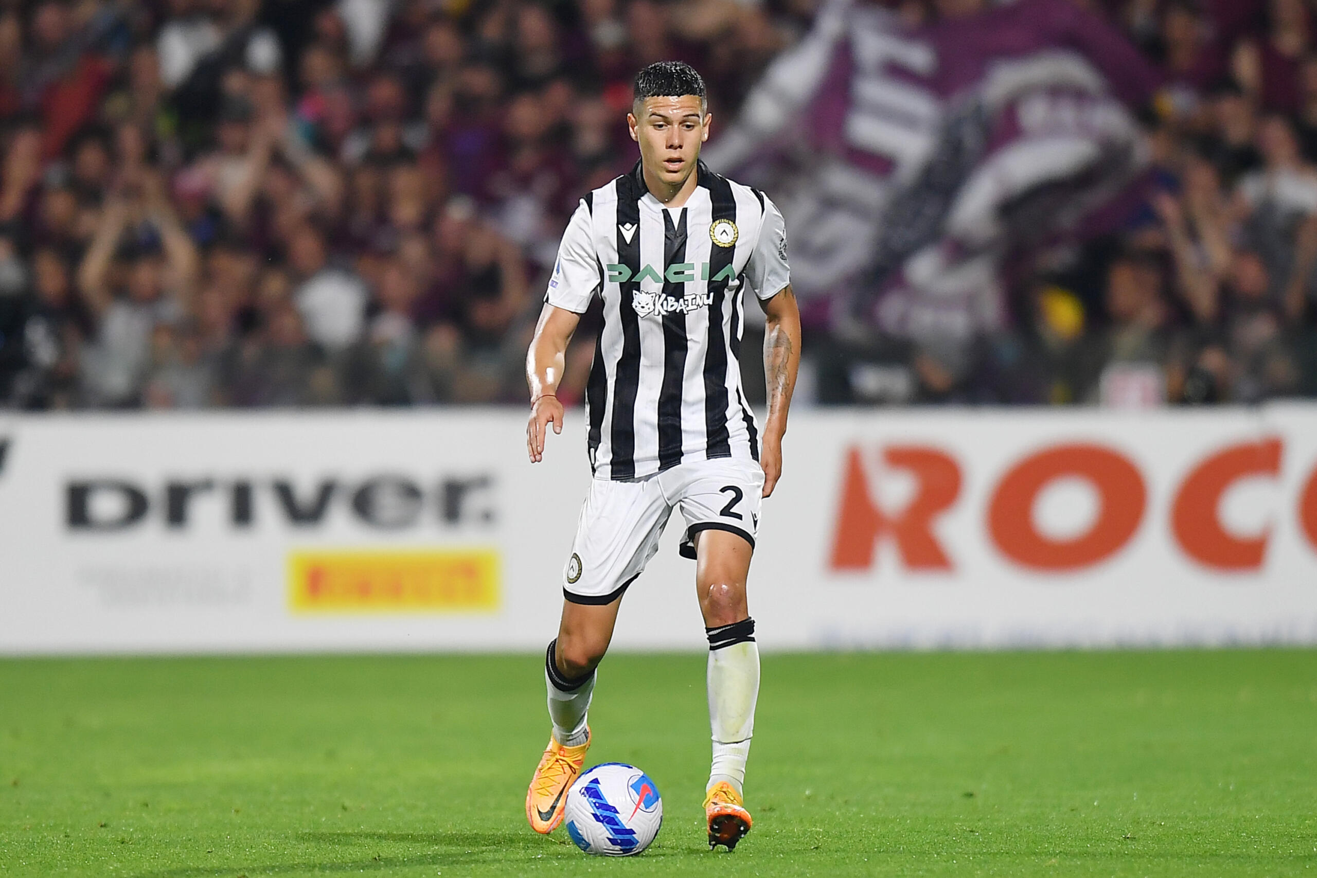 Napoli are inches away from securing their top defensive target Nehuen Perez. The deal is in its homestretch and could be defined as soon as Friday.
