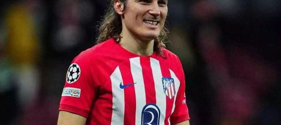 Roma are on the prowl for another defender after onboarding Dean Huijsen and are interested in Caglar Soyuncu. He has been on their radar in the past.