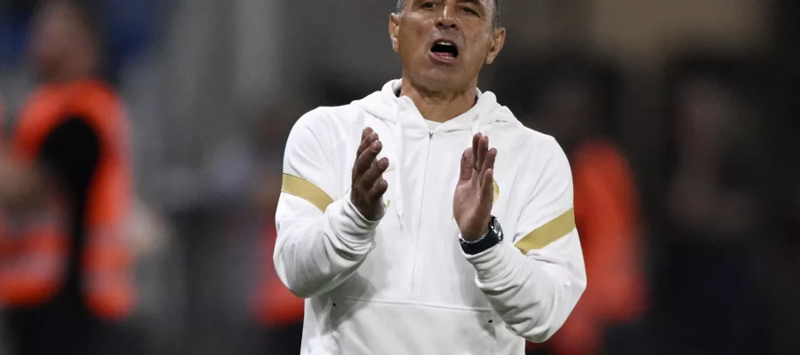 Napoli switched things up on the bench on Monday, going from Walter Mazzarri to Francesco Calzona. It's time they have had three different coaches in ages.
